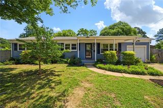 204 Alsab CIR, Virginia Beach, VA 23462