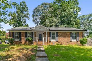 1932 Greenstone Place, High Point, NC 27265