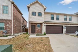 1142 Mahmoud Egal Drive, Irving, TX 75061