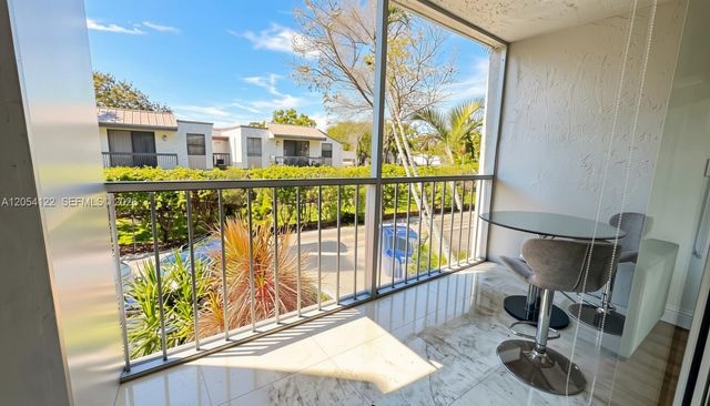 483 N Pine Island Rd C-205, Plantation, FL 33324