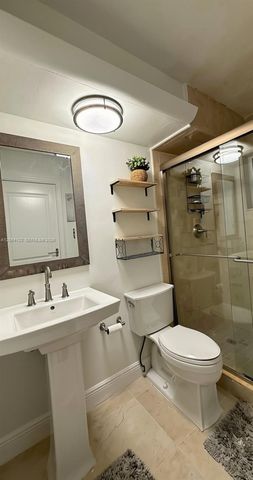 483 N Pine Island Rd C-205, Plantation, FL 33324