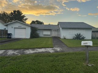 16540 SW 104th Ave, Miami, FL 33157