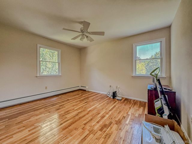 19 Glen Haven Drive, New City, NY 10956