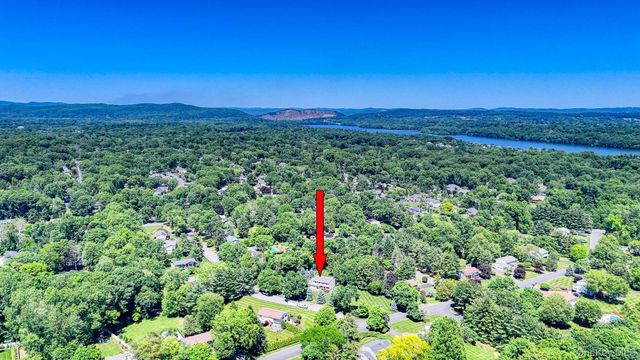 19 Glen Haven Drive, New City, NY 10956
