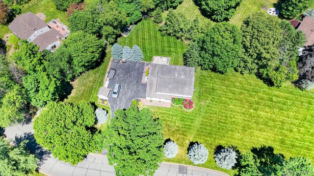19 Glen Haven Drive, New City, NY 10956