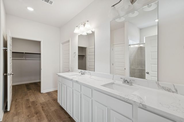 3530 Queen Palm Drive, Manvel, TX 77578