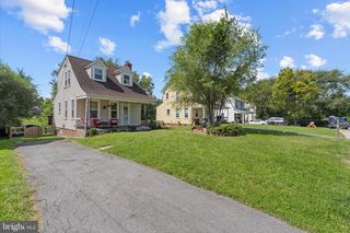 17 GLAIZE AVE, Winchester, VA 22601