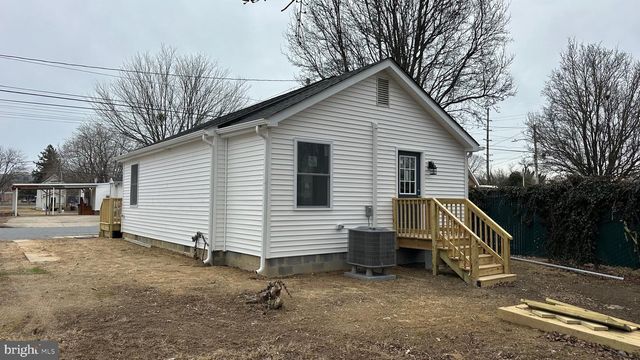 118 N QUEEN ST, Dover, DE 19904