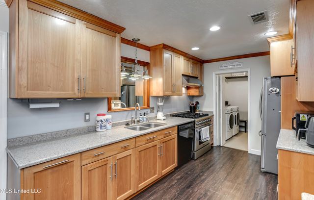 235 Hawthorne Drive, Madison, MS 39110