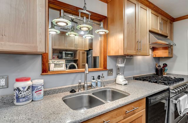 235 Hawthorne Drive, Madison, MS 39110