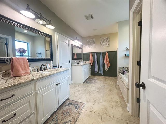 611 Chestnut, Iowa, LA 70647