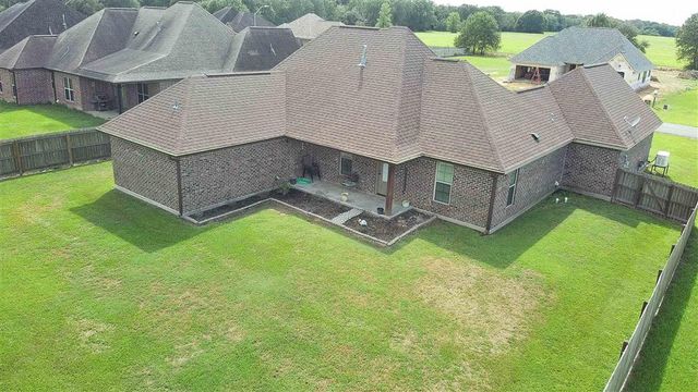 611 Chestnut, Iowa, LA 70647