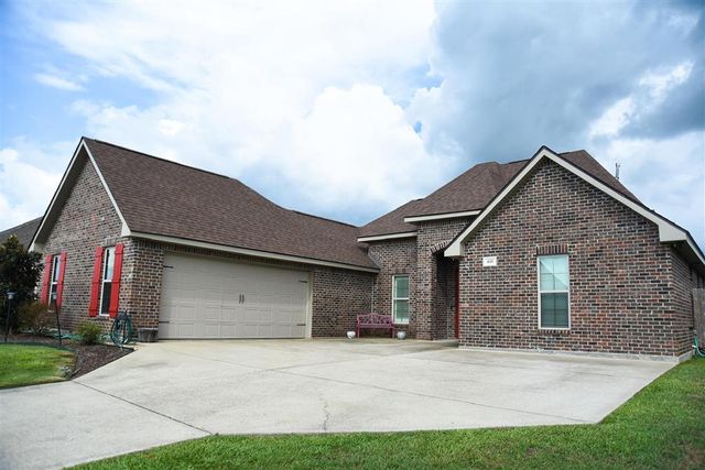 611 Chestnut, Iowa, LA 70647
