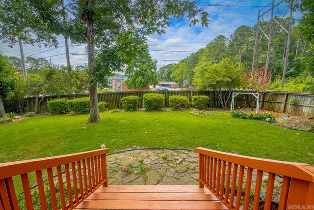 13903 Saint Michael Drive, Little Rock, AR 72211