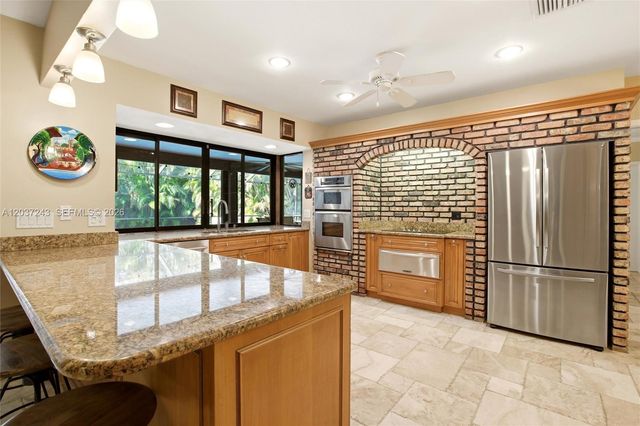 7880 SW 180th Terrace, Palmetto Bay, FL 33157