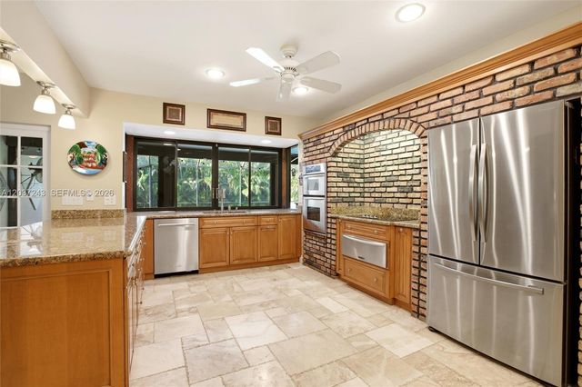 7880 SW 180th Terrace, Palmetto Bay, FL 33157