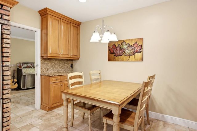 7880 SW 180th Terrace, Palmetto Bay, FL 33157