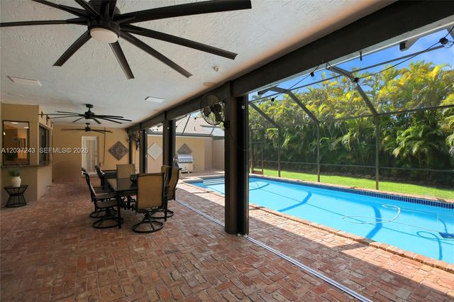 7880 SW 180th Terrace, Palmetto Bay, FL 33157
