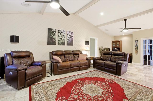 7880 SW 180th Terrace, Palmetto Bay, FL 33157