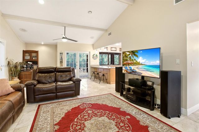 7880 SW 180th Terrace, Palmetto Bay, FL 33157