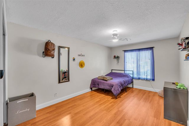 11266 NW 10th Place, Coral Springs, FL 33071