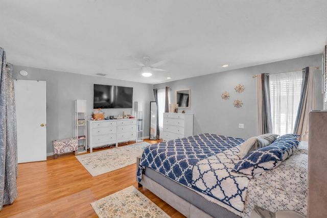 11266 NW 10th Place, Coral Springs, FL 33071