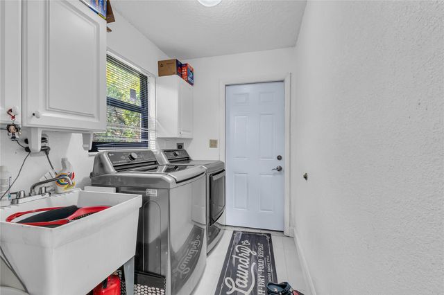 11266 NW 10th Place, Coral Springs, FL 33071