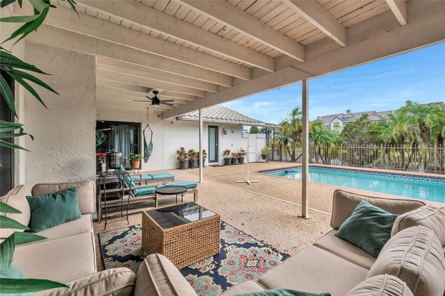 11266 NW 10th Place, Coral Springs, FL 33071