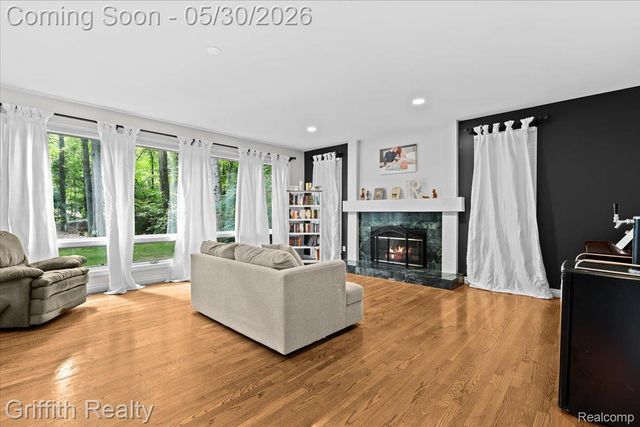 2018 Pine Hollow Trail, Brighton Township, MI 48114
