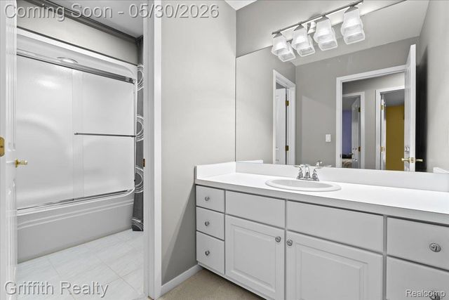 2018 Pine Hollow Trail, Brighton Township, MI 48114