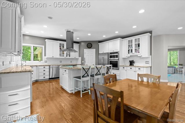 2018 Pine Hollow Trail, Brighton Township, MI 48114