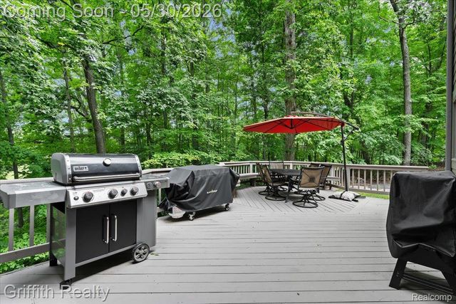 2018 Pine Hollow Trail, Brighton Township, MI 48114