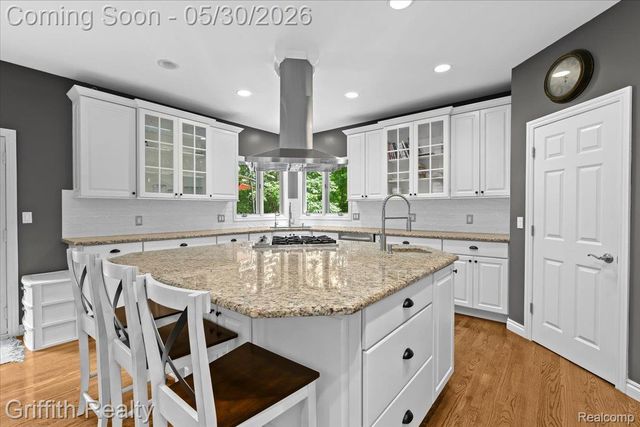 2018 Pine Hollow Trail, Brighton Township, MI 48114