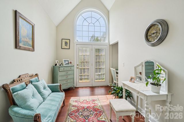 302 Davy Crockett Drive, Maggie Valley, NC 28751