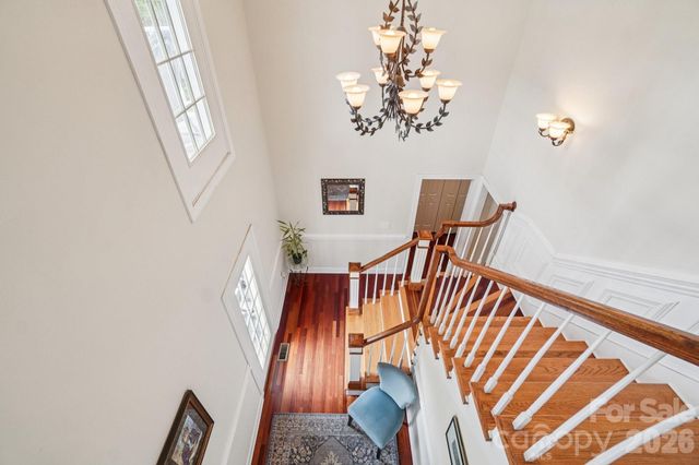 302 Davy Crockett Drive, Maggie Valley, NC 28751
