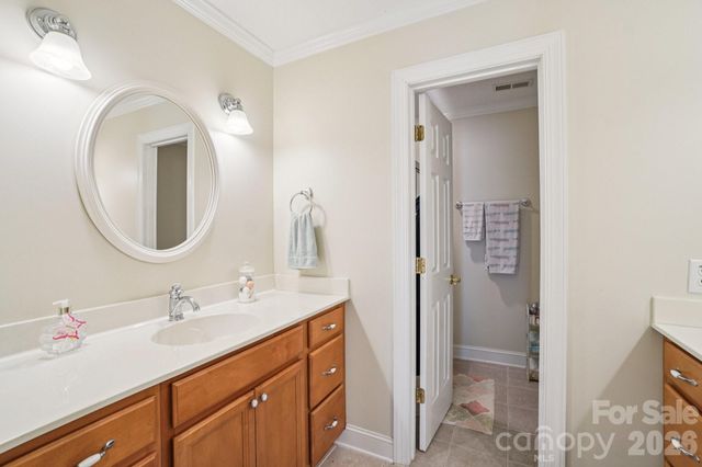 302 Davy Crockett Drive, Maggie Valley, NC 28751