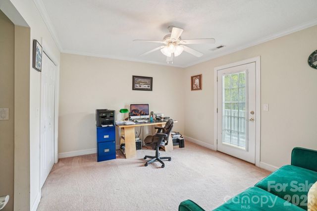 302 Davy Crockett Drive, Maggie Valley, NC 28751