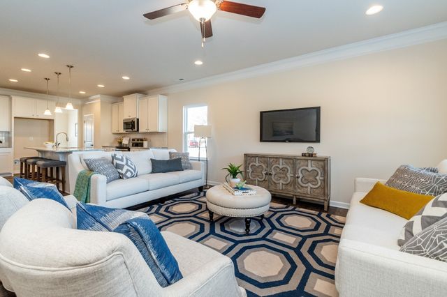 1357 English Oak Drive, Clarksville, TN 37042