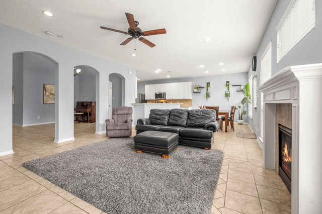 723 New Pines Drive, Spring, TX 77373