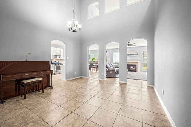 723 New Pines Drive, Spring, TX 77373