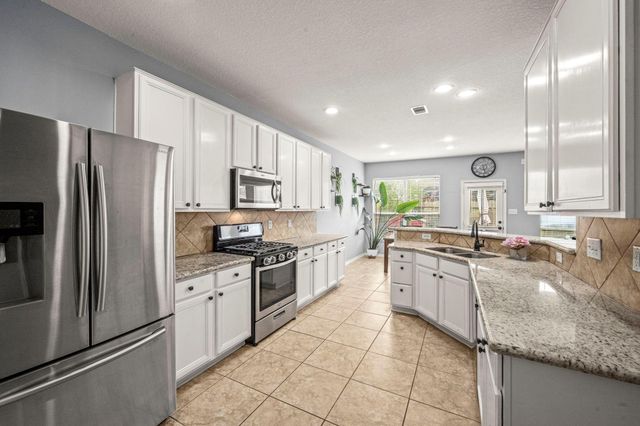 723 New Pines Drive, Spring, TX 77373