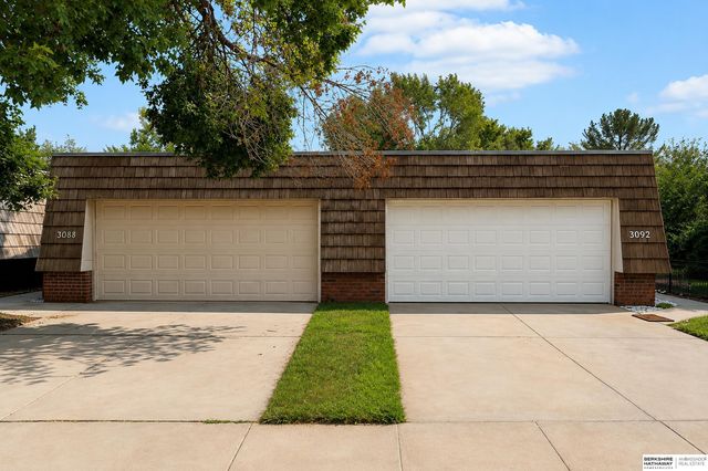 3092 Stephanos Drive, Lincoln, NE 68516