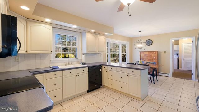 12 PINE VALLEY RD, Doylestown, PA 18901