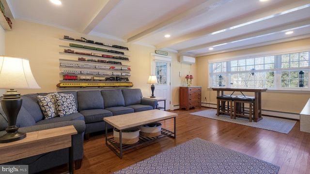 12 PINE VALLEY RD, Doylestown, PA 18901