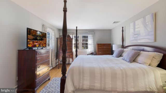 12 PINE VALLEY RD, Doylestown, PA 18901