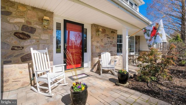 12 PINE VALLEY RD, Doylestown, PA 18901