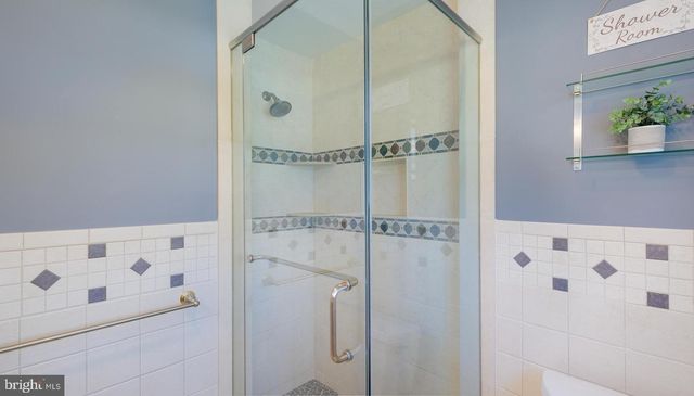 12 PINE VALLEY RD, Doylestown, PA 18901