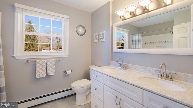 12 PINE VALLEY RD, Doylestown, PA 18901