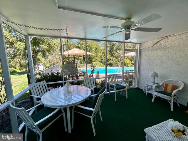 12 PINE VALLEY RD, Doylestown, PA 18901