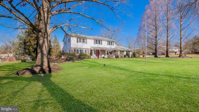 12 PINE VALLEY RD, Doylestown, PA 18901